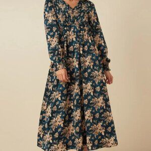 Hayden | Antique Floral Smocked Panel V Neck Dress | Medium